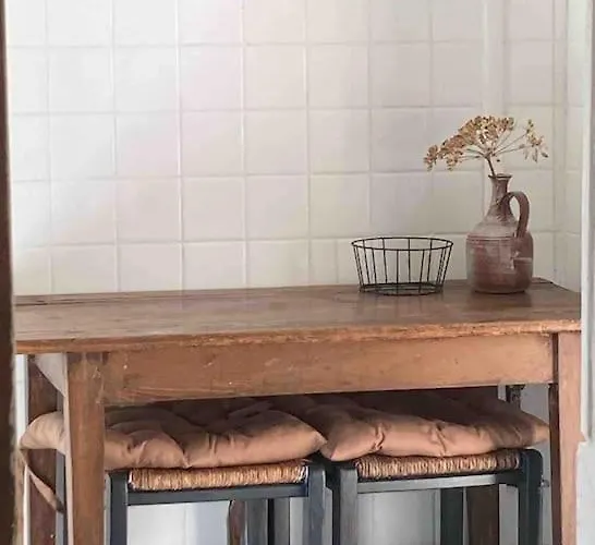 Holiday home Maisonnette De Plain-pied Plein Coeur Du Perche